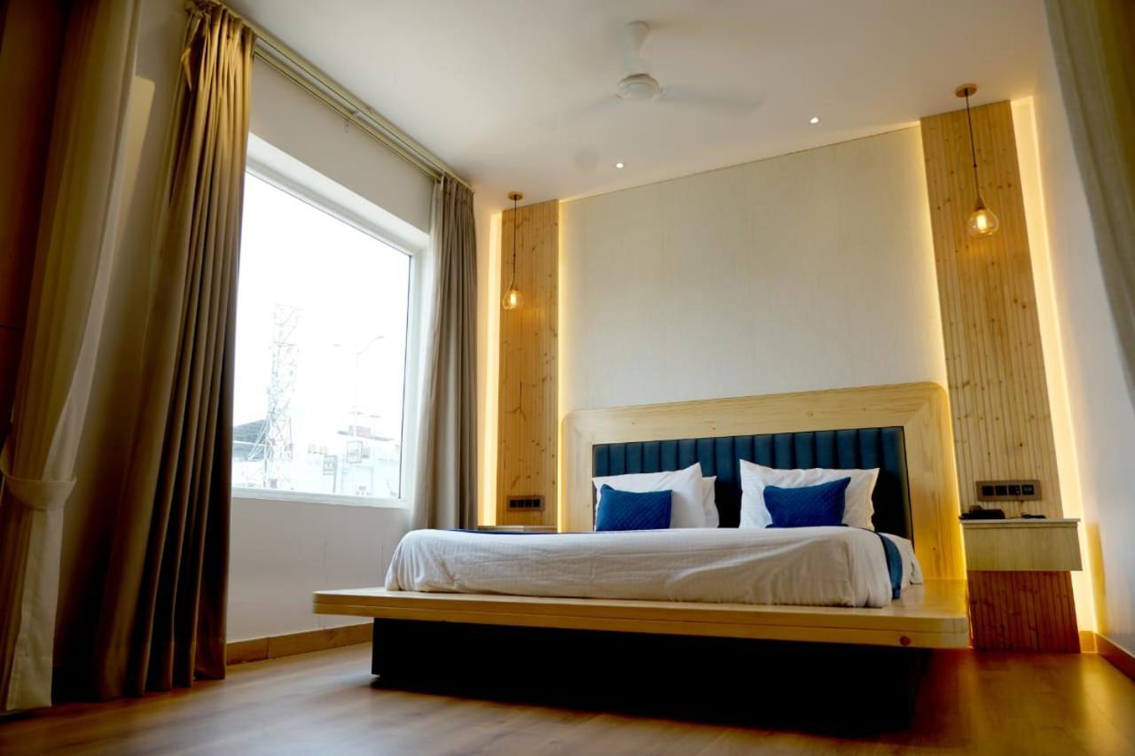 Hotel King'S Way Amritsar Quarto foto